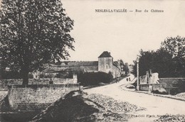 CP  95  NESLES - LA - VALLEE   Rue  Du  Chateau  -village  920  Habitants - Nesles-la-Vallée