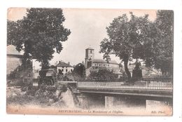 CPA 88 Neufchâteau Le Monument Et L'église  ACHETEZ IMMEDIATEMENT - Neufchateau