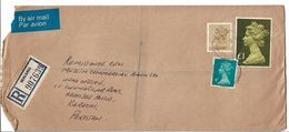 Great Britain Registered Airmail 1977 £1, 4p, 50p Machine Stamps Postal History Cover Sent To Pakistan. - Brieven En Documenten