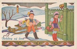 CPA MUSHROOMS, BOY AND GIRL IN FOLKLORE COSTUMES, SLED, GIFTS, SNOW - Hongos