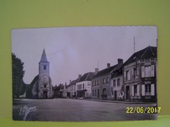 VERON (YONNE) LES COMMERCES. LES POSTES. PLACE DE L'EGLISE. - Veron