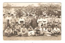 Carte Photo Militaria Maroc KENITRA Groupe De Soldats ( Chéchia ?) - Personen