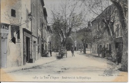 La Tour D'Aigues **Belle Cpa ANIMÉE De 1903 ( Tabacs, Coiffeur, Etc...)**  Bon état  - Ed Lacour - La Tour D'Aigues