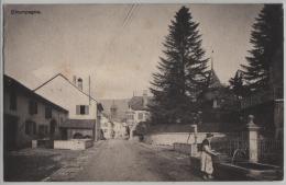 Champagne - Partie Du Village - Animee Brunnen Fontaine - Photo: J. Rossi-Vogt - Champagne