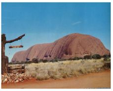 (654) Australia - NT -  Ayers Rock / Uluru - Uluru & The Olgas