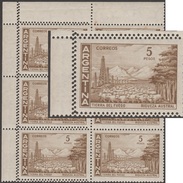 Argentine 1959 Y&T 606.Curiosité, Double Piquage Partiel. Terre De Feu, Richesse Australe. Moutons, Montagnes, Arbres - Volcanes