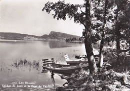 Les Bioux - Le Lac De Joux Et La Dent De Vaulion (barques De Promenade) Pas Circulé - Vaulion