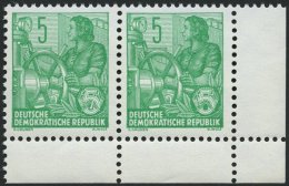 DDR 577AI **, 1957, 5 Pf. Fünfjahresplan, Gezähnt A, Mit Abart Weißer Keil In Der 5 Des Emblems, Im Paar - Used Stamps