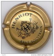 CAPSULE MUSELET CHAMPAGNE HENRIOT BRUT SOUVERAIN (noir Sur Or) - Henriot