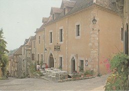 46 - SAINT CIRQ LAPOPIE - Vieille Rue, Place Du Sombrai, Et L' Auberge "Aux Bonnes Choses" - Saint-Cirq-Lapopie