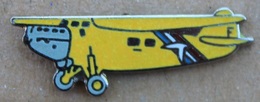 AVION JAUNE - F -    (18) - Avions