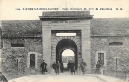 Maisons-Alfort - Porte Intérieure Du Fort De Charenton - Edition E. Malcuit - Carte E.M. N° 1924 Non Circulée - Casernes