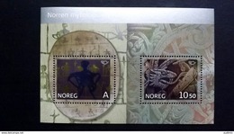 Norwegen 1570/1 Block 30 **/mnh, Nordische Mythen: Lapp. Schamanentrommel, Relief An Der Kirchtür Von Hylestad - Blokken & Velletjes