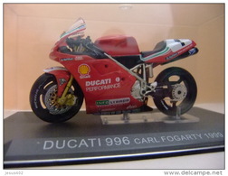 MOTO DUCATI 996  CARL FOGARTY 1999 - Motorräder