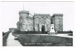 RB 1161 - Postcard - Flora MacDonald's Statue & Castle - Inverness Scotland - Inverness-shire