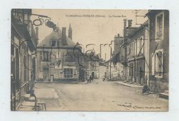 Saint-Amand-en-Puisaye (58): La Grande Rue Prise Au Niveau D U Café Millet Et Le Magasin Du Tailleur En 1910 (animé) PF - Saint-Amand-en-Puisaye