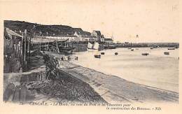 Cancale      35      Le Port. La Houle  .Chantiers De Construction De Bateaux          (voir Scan) - Cancale