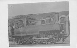 ¤¤  -  Carte-Photo D'une Locomotives Du P.L.M. " 5821 " En Gare  -  Cheminot  -  Chemin De Fer   -  ¤¤ - Trains