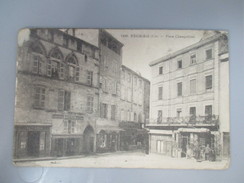 Delcampe - CPA 46 FIGEAC PLACE CHAMPOLLION COMMERCES - Figeac