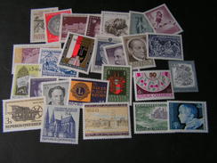 Austria Lot  Aus Jarhre 1978 , 1979  ** MNH  Weit Unter Postpreis - Collections