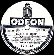 78 T - 30 Cm. - état B - Felix CHARDON Et Son Orchestre - VALSES DE VIENNE - 1re Et 2e Parties - 78 T - Disques Pour Gramophone