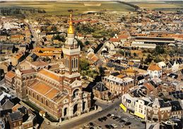 80-ALBERT-VUE AERIENNE GENERALE , LA BASILIQUE ET PLACE D'ARMES - Albert