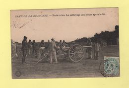 Camp De La Braconne - Ecole De Feu - Le Nettoyage Des Pieces Apres Le Tir - Other & Unclassified