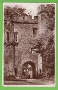 THE GREAT GATE HOUSE AT DUNSTER CASTLE.... / Carte écrite En 1949 - Minehead