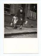 Robert Doisneau: Enfants De Choisy Le Roi, Pot à Lait, Journal L' Humanite, Maison Lavandier, 1944 (17-1290) - Doisneau