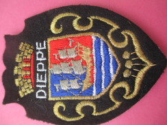 Ecusson Tissu/DIEPPE / Seine Maritime /Années 1960 - 1970        ET183 - Patches