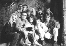 LE FAOUET - Réunion De Jeunes Au Lavoir Du Golhen Dans Les Année 1980 - Faouët