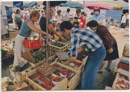 Douce France (n°0006 Combier Cp Vierge) Le Marché Aux Fruits Et Légumes  (photo Gérard Mathieu) - Marchands Ambulants