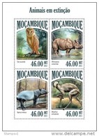 Mozambique. 2013 Endangered Species. (509a) - Rhinocéros