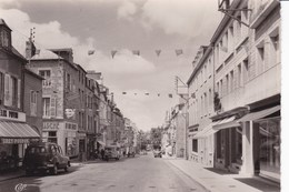 AVRANCHES - La  Rue De La Constitution - Avranches