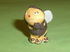 Fèves / Animaux : Abeille , Bourdon  " Mat "  T105 - Animaux