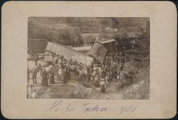 1901 Magas-Tátra, Kisiklott Vonat, Feliratozott, Kartonra Kasírozott Fotó, 11x16 Cm / High... - Autres & Non Classés