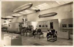 T2 Zeppelin Museum Friedrichshafen, Ausstellungsraum / Zeppelin Airship Museum Interior - Non Classificati
