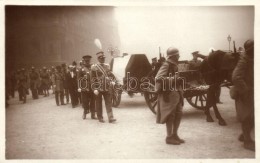 ** T1 1929 Funerailles Du Marechal Foch; Les Cordons Du Poéle. Marechal Caviglia, General Pershing / The... - Sin Clasificación