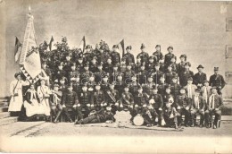 ** T2 Spolek Vojenskych Vyslouzilcu Von Lanzhote / Czech Military Veterans' Association Of Lanzhota, Group Picture - Unclassified