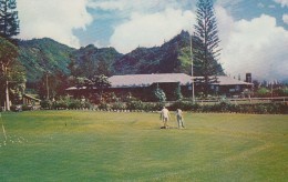 Hawaii, Oahu Country Club In Nuuanu Valley, Golf Theme, C1950s/60s Vintage Postcard - Oahu