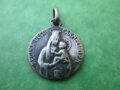 Petite Médaille Religieuse/Regina Decor Carmeli O.P.N./ Le Cœur Du Christ /Fin  XIXème Siècle     CAN291 - Religion & Esotérisme