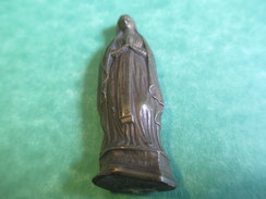 Petite Statuette Religieuse De Protection/Notre Dame De Lourdes / 4,5 Cm /Mi XIXème Siècle     CAN369 - Religion & Esotérisme