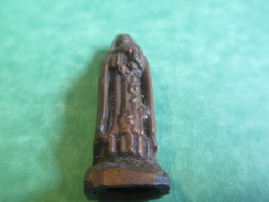 Petite Statuette Religieuse De Protection/Sainte Thérèse De Lisieux  / 4 Cm /Début XXème Siècle     CAN371 - Religion & Esotérisme
