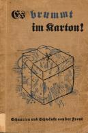 Buch WK II Es Brummt Im Karton Schnurren Und Schwänke Von Der Front Hrsg. Stauder, Josef Zeichnungen Schober, P. J. - Oorlog 1939-45