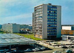 PIE-17-P.E. 4283  : VELIZY. GRANDS ENSEMBLES. IMMEUBLES. CENTRE COMMERCIAL - Velizy