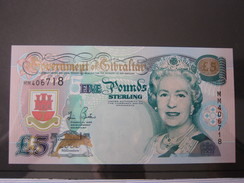 The First Gibraltar 5 Pound Banknote With The Queen's Portrain,millennium Issue - Gibraltar