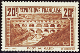 N° 2 62 A 20f Pont Du Gard  Qualité: ** Cote: 575  - Autres & Non Classés