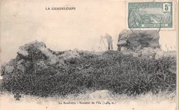 ¤¤  -  LA GUADELOUPE   - La Soufrière  -  Sommet De L'Ile   -  Photographe Avec Son Pied   -  ¤¤ - Other & Unclassified