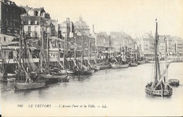 Le Tréport - L'Avant-Port Et La Ville, Bateaux De Pêche - Carte LL N° 203 Non Circulée - Le Treport