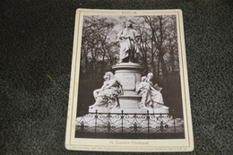 1583- Berlin, Goethe-Denkmal, Foto Auf Pappe/Karton Ca. 10 X 15 Cm. - Otros & Sin Clasificación